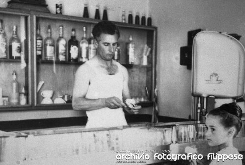 1961-Don-Bastiano-al-lavoro